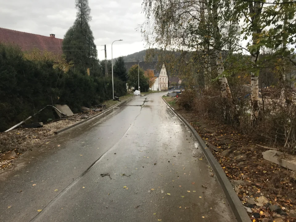 Lądek-Zdrój. Tak wygląda miasto 4 tygodnie po powodzi [zdjęcia]