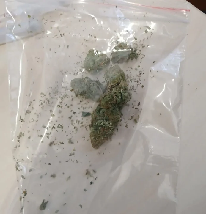 Awantura domowa zakończona zatrzymaniem. 30-latek odpowie również za posiadanie narkotyków