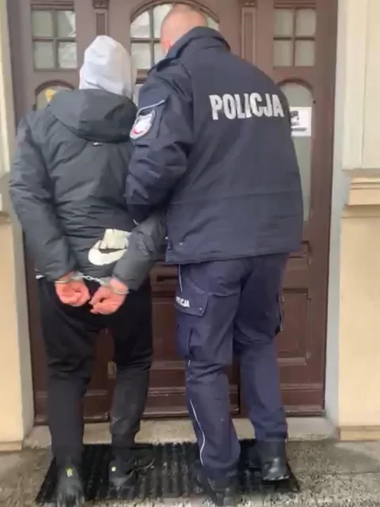 Powiat Ząbkowicki. 45-letni diler wpadł w ręce policji