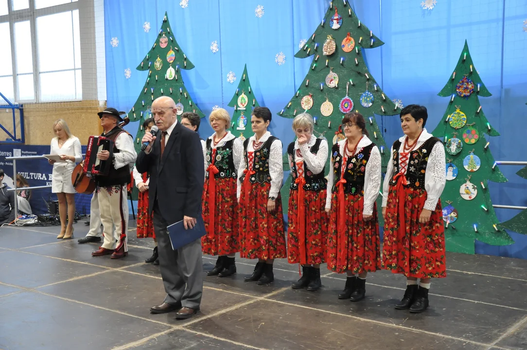 Gmina Radków. Za nami Polsko – Czeski Jarmark Bożonarodzeniowy w Ścinawce Średniej [galeria]