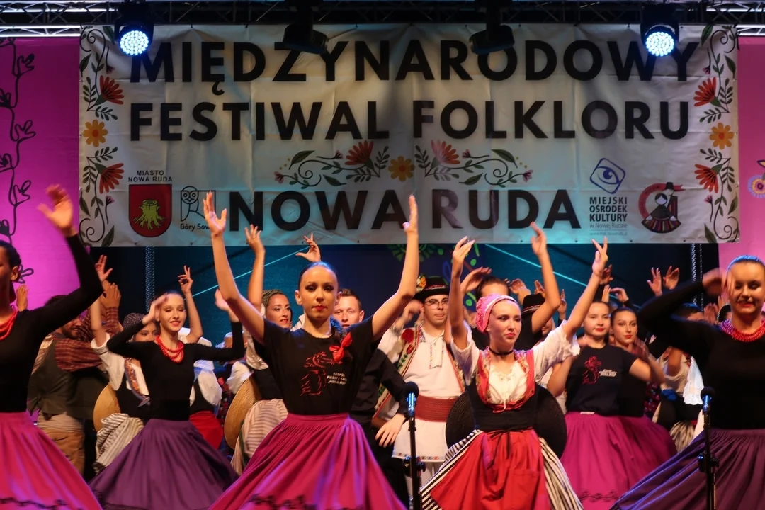 Nowa Ruda. Finał 30. Międzynarodowego Festiwalu Folkloru