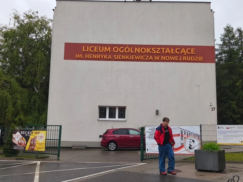 Nowa Ruda. Liceum Ogólnokształcące szykuje się do jubileuszowego zjazdu absolwentów [zdjęcia]