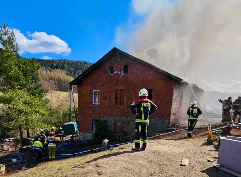 Tragiczny pożar w Kamienicy – apel o wsparcie dla poszkodowanej rodziny