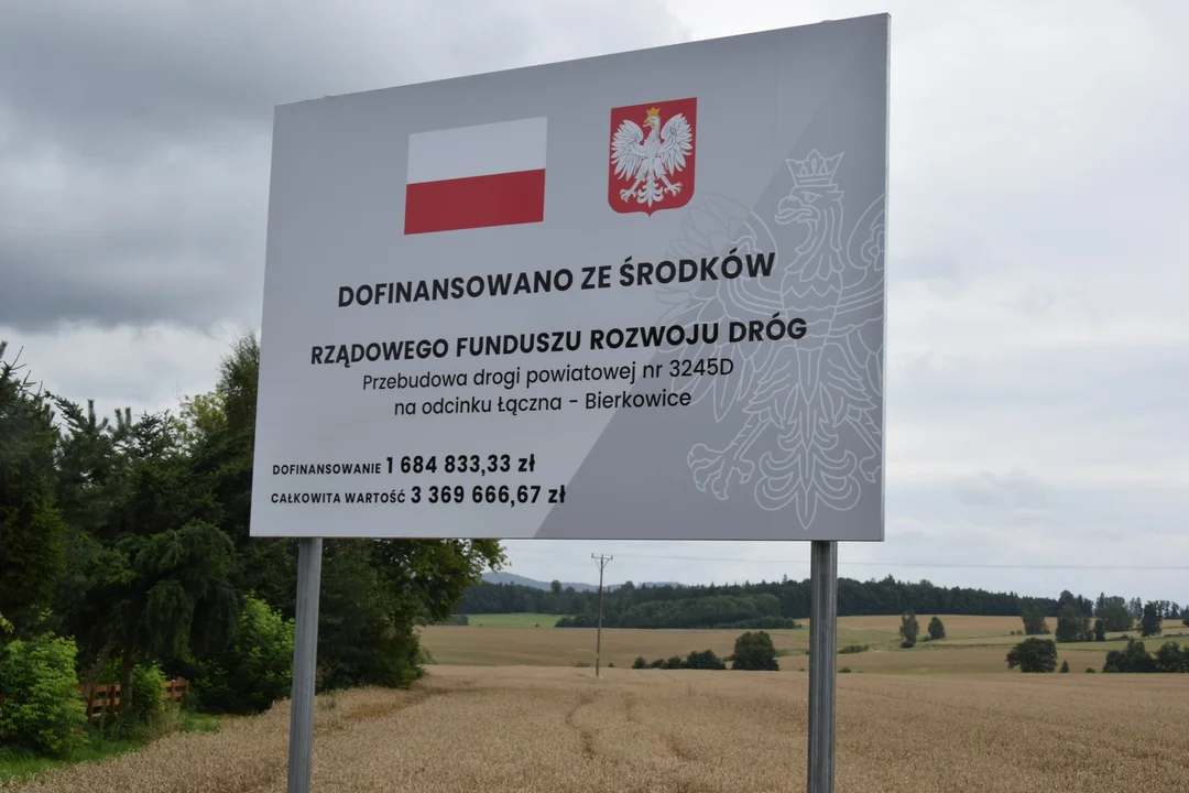 Gmina Kłodzko. Zakończono przebudowę drogi powiatowej Łączna - Bierkowice [zdjęcia] - Zdjęcie główne