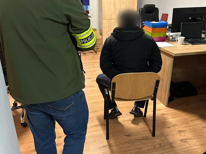 Zostawił psa na mrozie przy dworcu. Tłumaczył się w sądzie