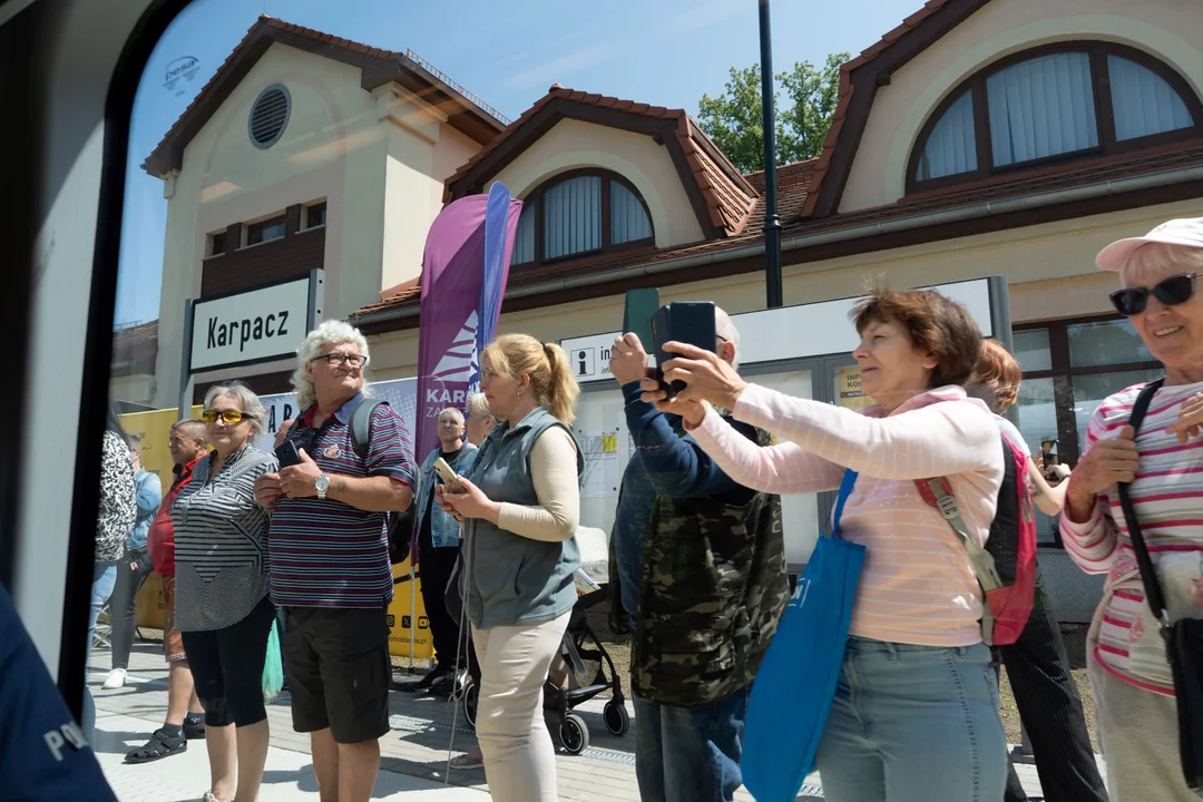 Kolejowa rewolucja na Dolnym Śląsku. Pociągi wracają do Karpacza!