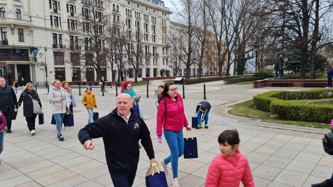 Nowa Ruda. Podopieczni Fundacji Ratujmy Uśmiech Dziecka odwiedzili Pierwszą Damę [zdjęcia]