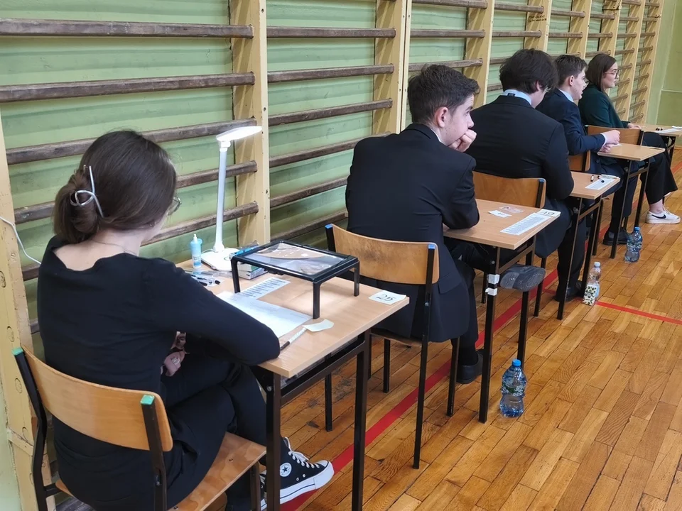 Nowa Ruda. Matury czas start! Dziś egzamin z języka polskiego [galeria]