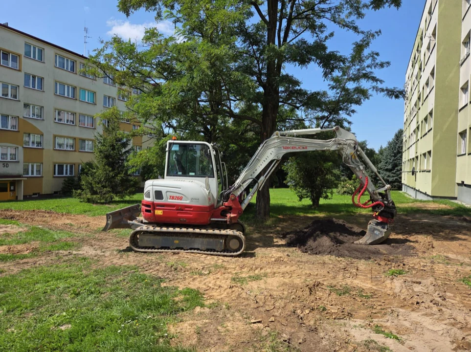 Ząbkowice Śląskie. Modernizacja osiedlowej sieci ciepłowniczej nabiera tempa - Zdjęcie główne