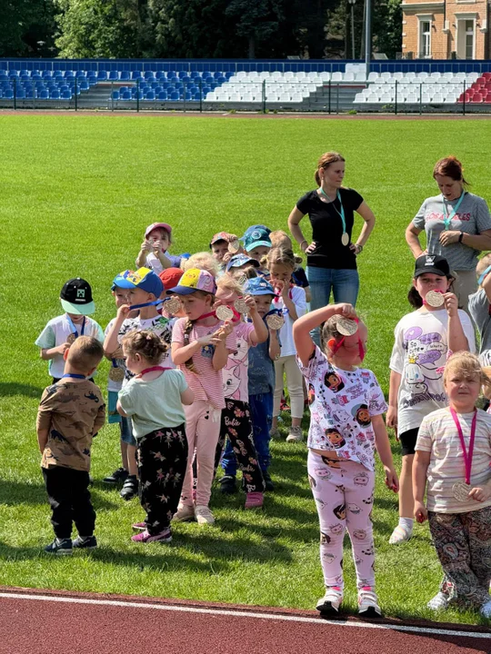 Bystrzyca Kłodzka. Dzień sportu dla przedszkolaków [galeria]