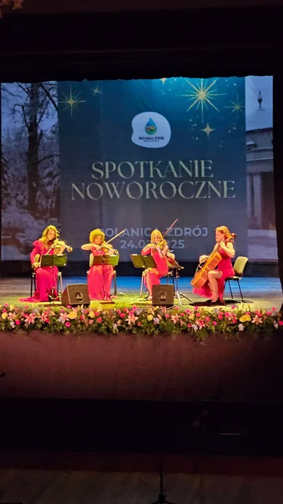 Polanica-Zdrój. Spotkanie Noworoczne w Teatrze Zdrojowym [galeria]