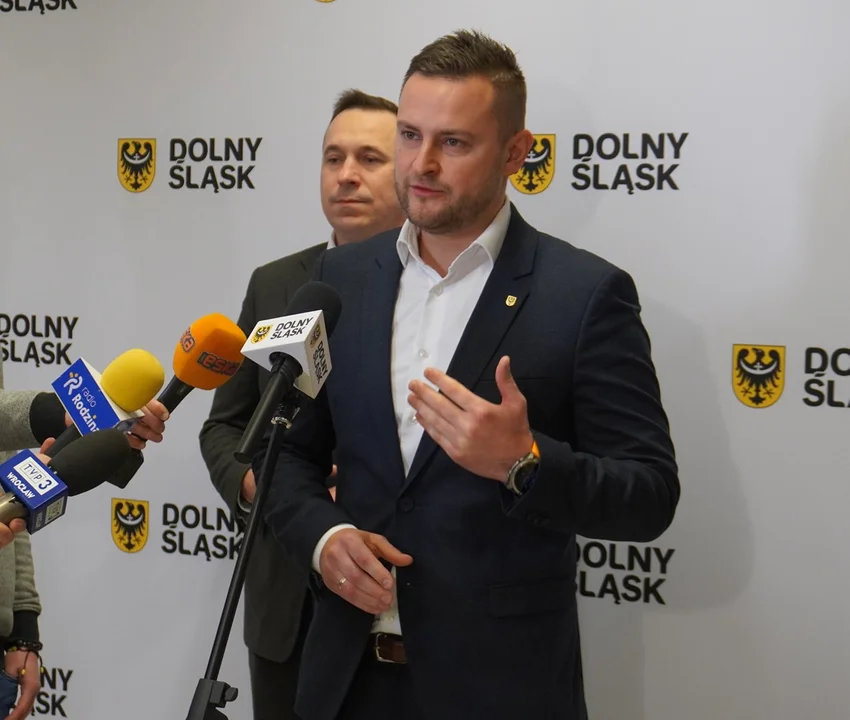 30 mln zł dla firm. Dolny Śląsk uruchamia pożyczki na bezpieczeństwo i odporność przedsiębiorstw