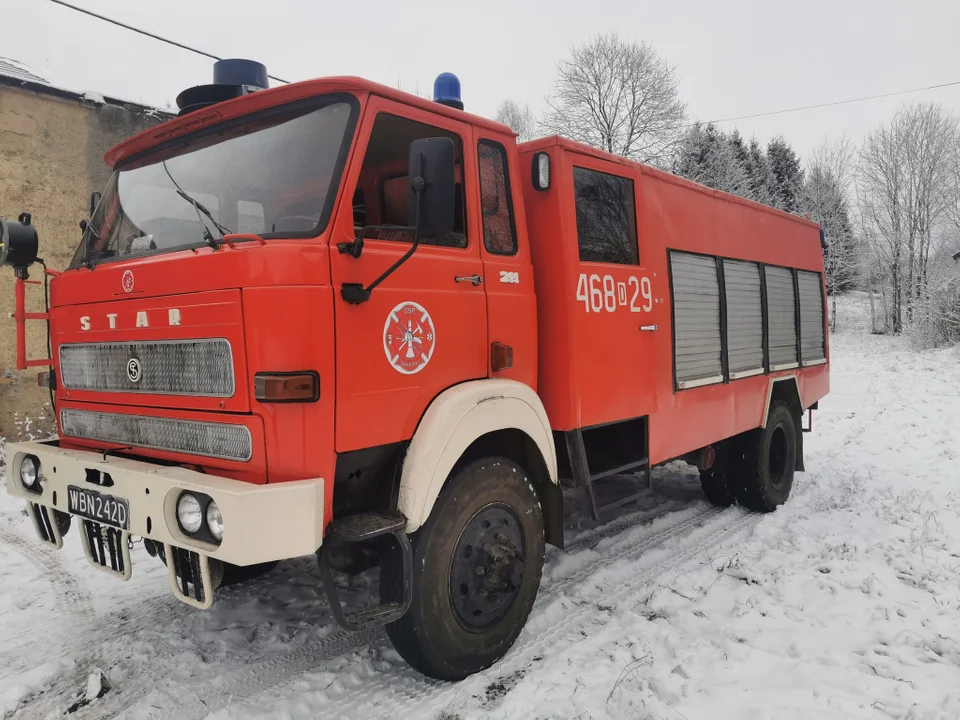 Gmina Nowa Ruda. Możesz mieć własny wóz strażacki. Do kupienia 40-letni Jelcz [zdjęcia] - Zdjęcie główne