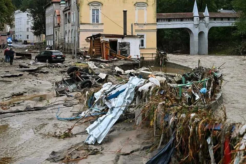 Lądek-Zdrój po powodzi. Miasteczko zostało zniszczone