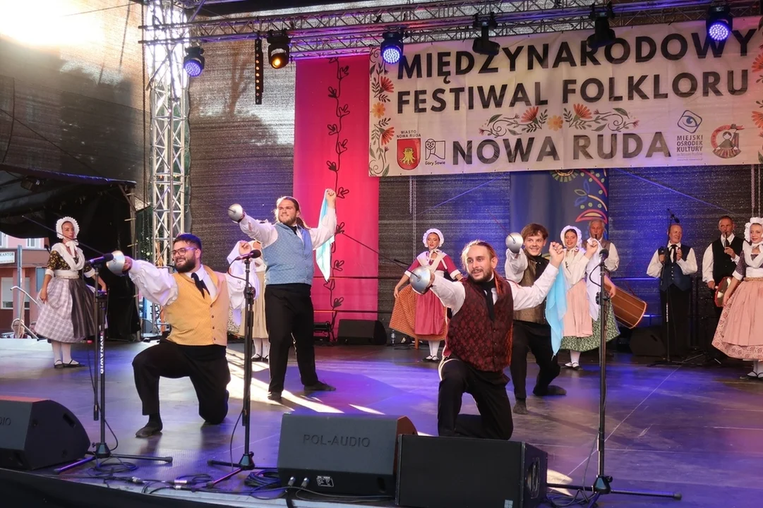 Nowa Ruda. Finał 30. Międzynarodowego Festiwalu Folkloru