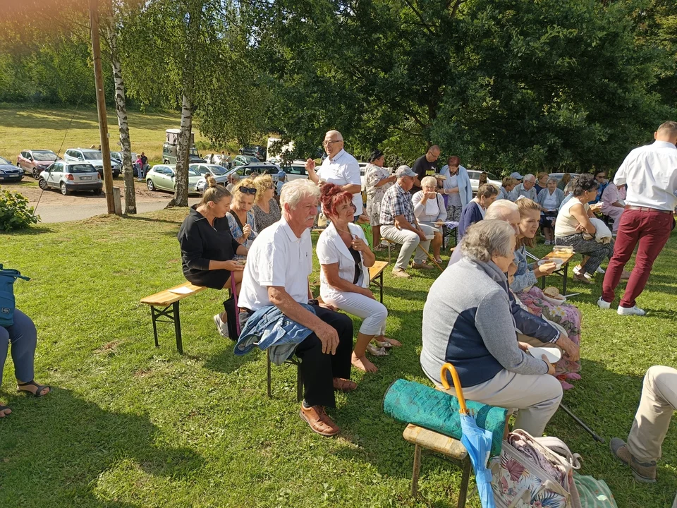 Niedzielne uroczystości odpustowe i piknik na Górze Świętej Anny w Nowej Rudzie [galeria]