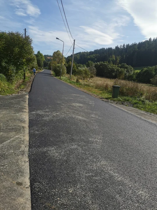 Kończy się remont ul. Zatorze w Nowej Rudzie. W przyszłym roku kontynuacja jej modernizacji po stronie gminy