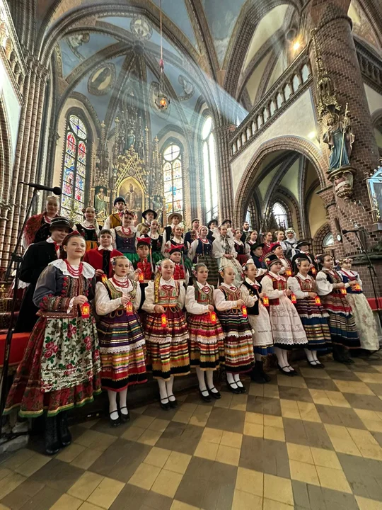 Koncert kolęd i pastorałek w kościele świętego Mikołaja w Nowej Rudzie [galeria]