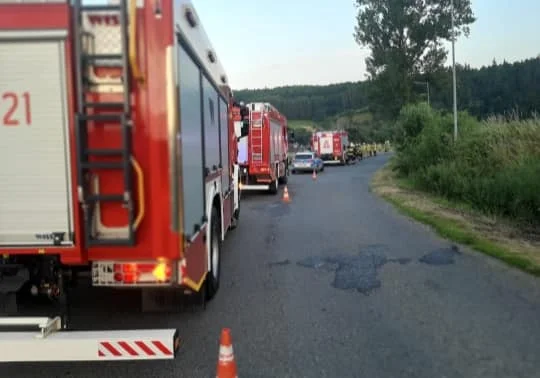 Czerwieńczyce. Podczas mijania stracił panowanie nad pojazdem i wpadł do rowu