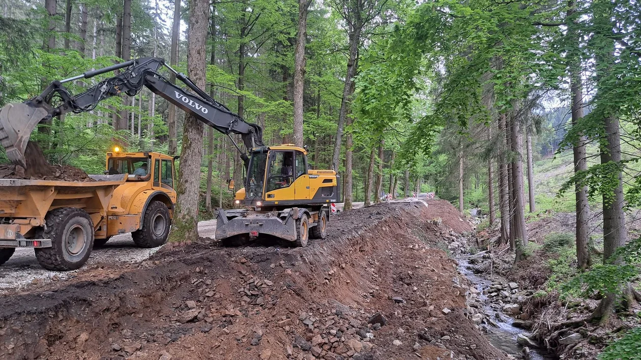 Gmina Stronie Śląskie. Odbudowa infrastruktury w Starym Gierałtowie [galeria]
