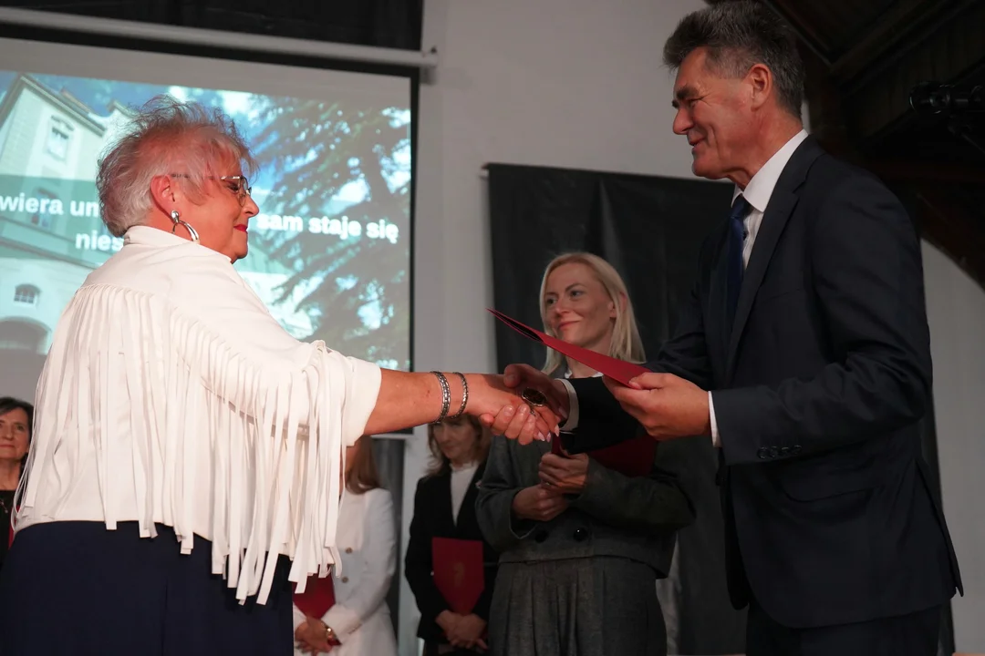 Uroczystość Dnia Edukacji Narodowej w Zespole Szkół Zawodowych w Ząbkowicach Śląskich