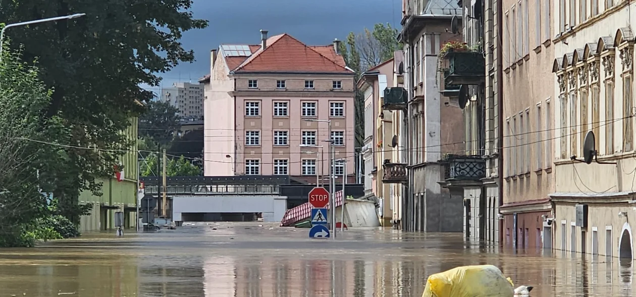 Powódź 2024. Najnowsze zdjęcia z Kłodzka - 15 września, godz. 14:45