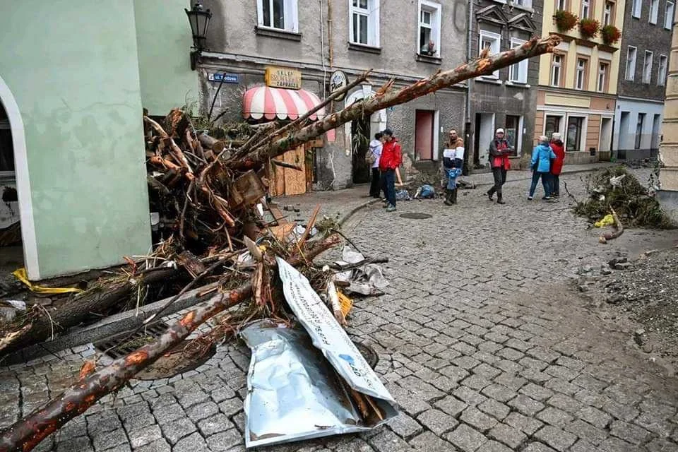 Lądek-Zdrój po powodzi. Miasteczko zostało zniszczone