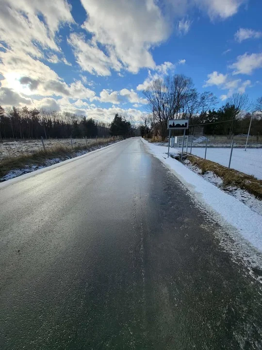 Kolejne inwestycje drogowe Powiatu Ząbkowickiego zakończone [zdjęcia]
