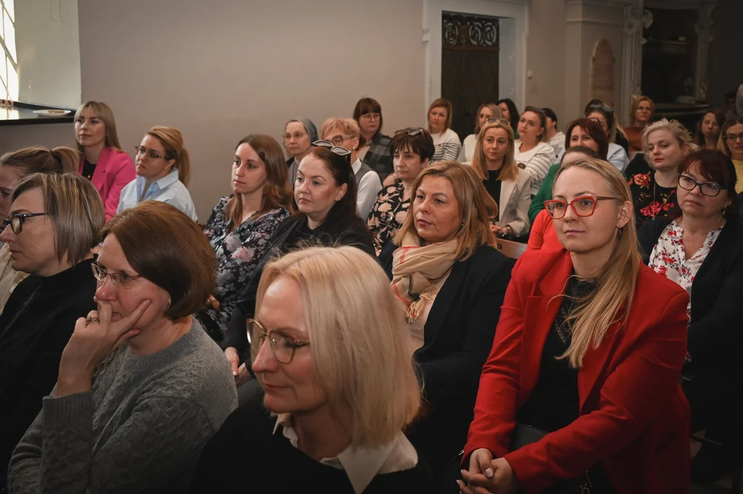 Powiat Kłodzki. III Konferencja "Dzieci, młodzież a zdrowie psychiczne" w Kłodzku [galeria]