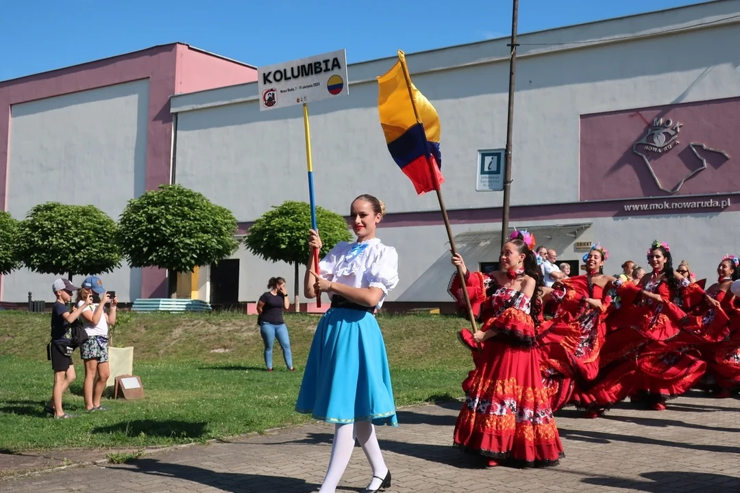 Nowa Ruda. Rozpoczął się Międzynarodowy Festiwal Folkloru [galeria]