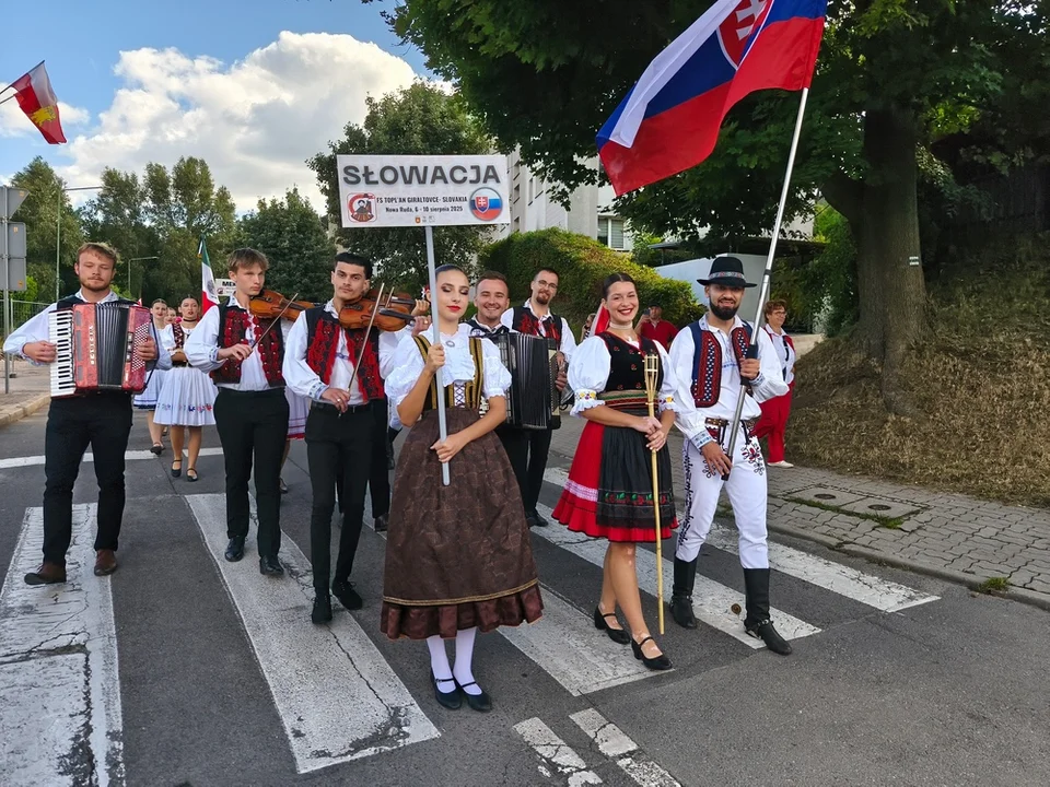 Rozpoczął się XXXI Międzynarodowy Festiwal Folkloru [galeria]