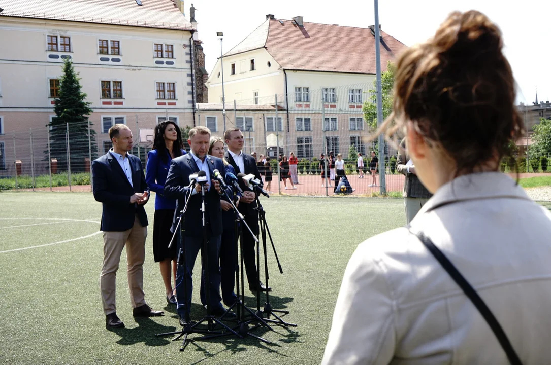 Kamieniec Ząbkowicki dostanie 4 miliony złotych na modernizację boiska szkolnego, sali sportowej i kompleksu Orlik