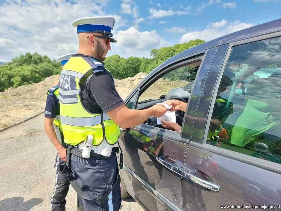 Powiat Kłodzki. Przedwakacyjne działania policjantów z kłodzka i przedstawicieli z GDDKiA