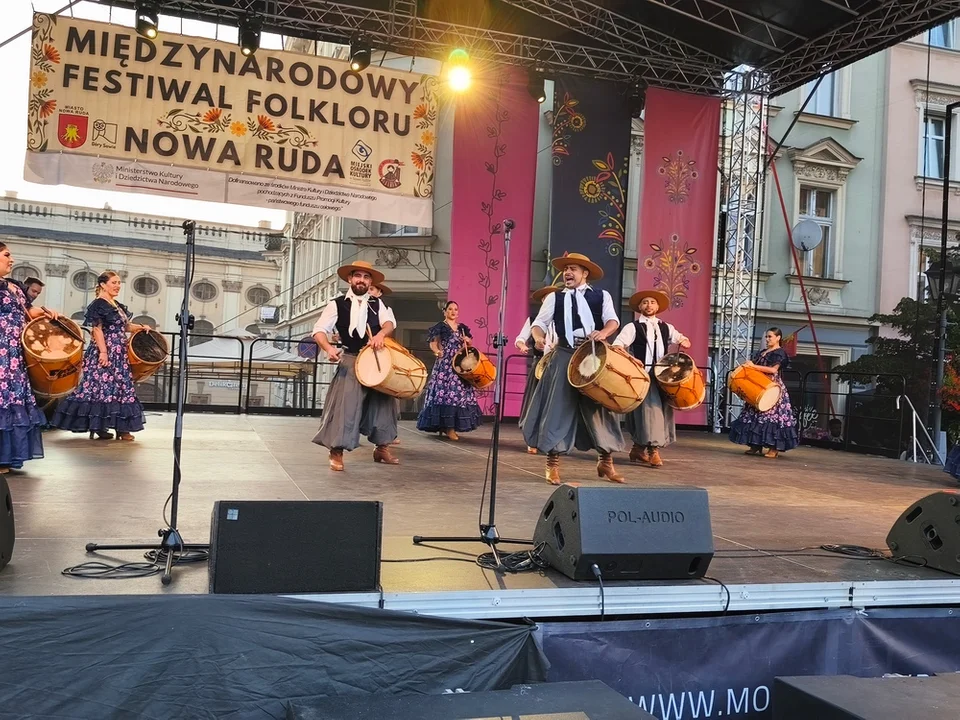 Rozpoczął się XXXI Międzynarodowy Festiwal Folkloru [galeria]