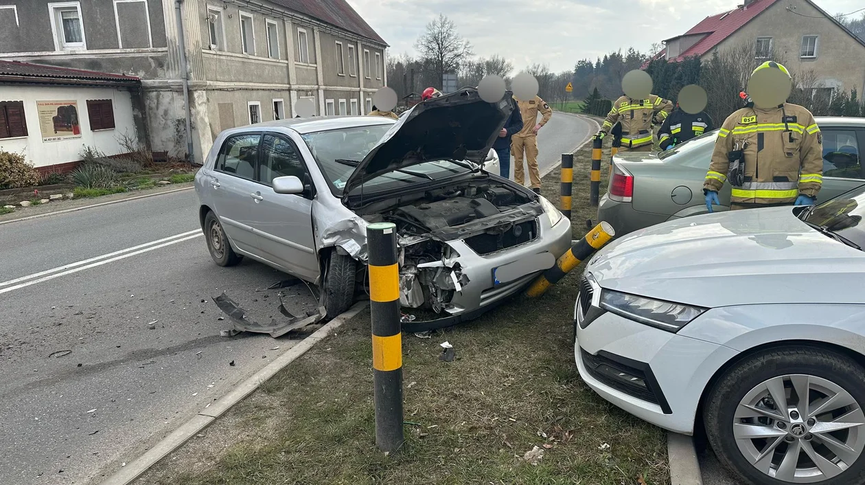 Święcko. Kierowca BMW  nie ustąpił pierwszeństwa - Zdjęcie główne