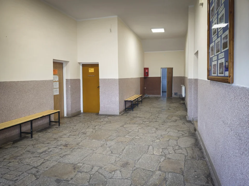 Trwa termomodernizacja Noworudzkiej Szkoły Technicznej [zdjęcia]