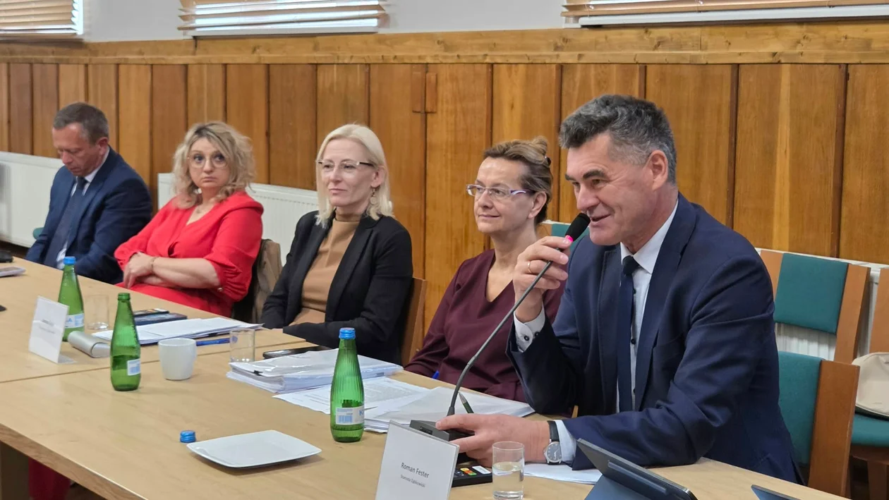 Wspólna komunikacja w powiecie ząbkowickim? Sześć gmin apeluje o podjęcie działań - Zdjęcie główne