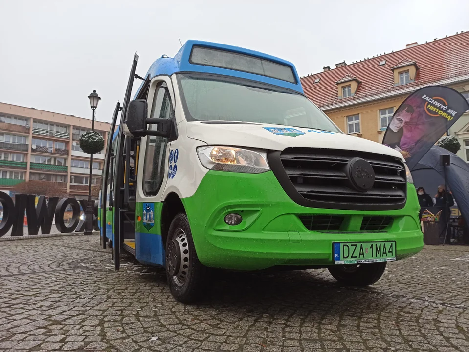 Ząbkowice Śląskie. Gmina zaprezentowała elektryczne autobusy