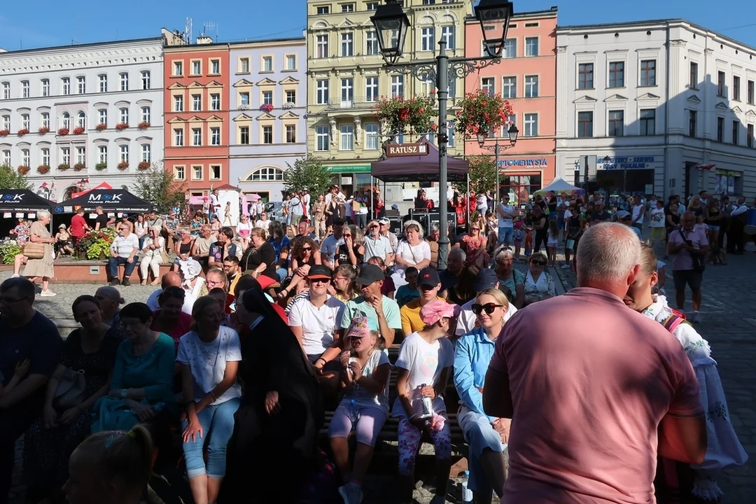 Nowa Ruda. Rozpoczął się Międzynarodowy Festiwal Folkloru [galeria]