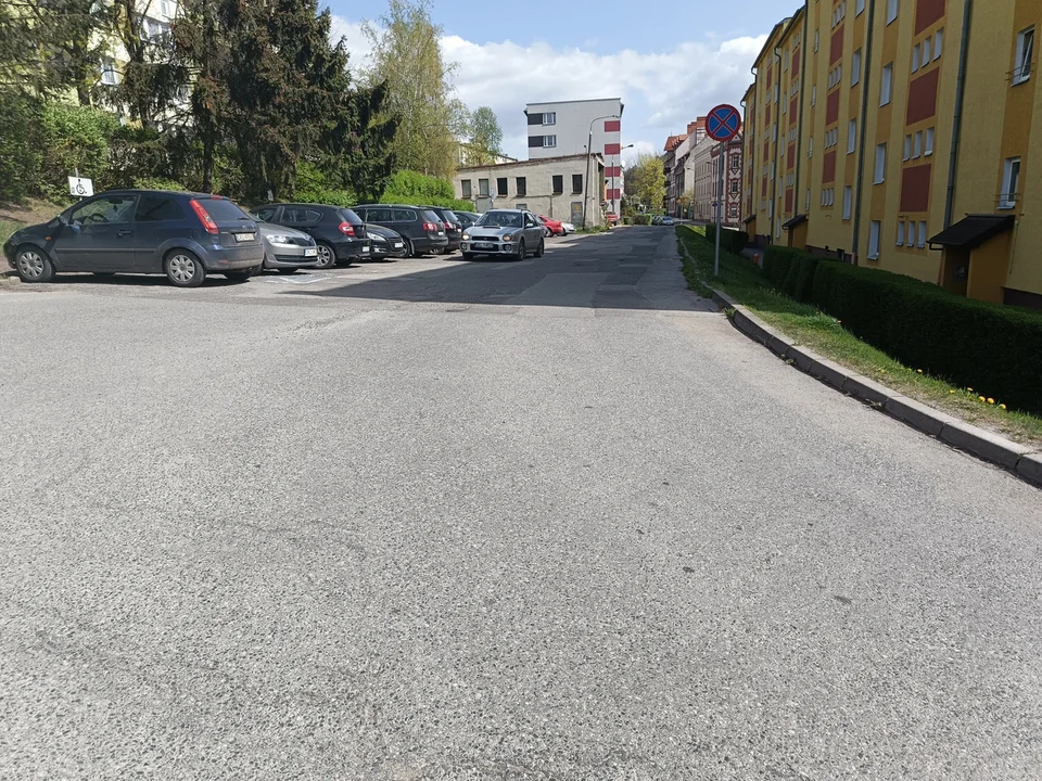 Nowa Ruda. Spółka Serafiński Roads za niemal 4,4 mln zł przebuduje drogi na osiedlu Piastowskim