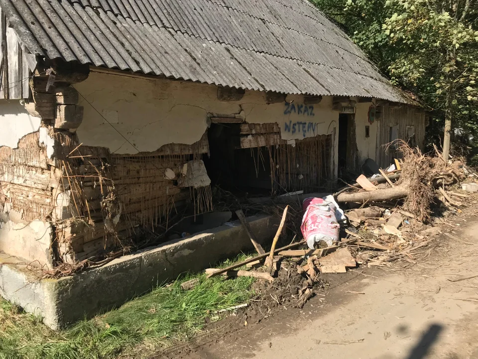 Lądek-Zdrój. Dwa tygodnie po przejściu fali powodziowej [zdjęcia]