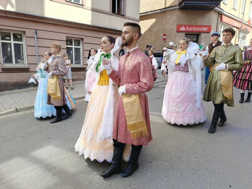 Nowa Ruda. Rozpoczął się Międzynarodowy Festiwal Folkloru [galeria]