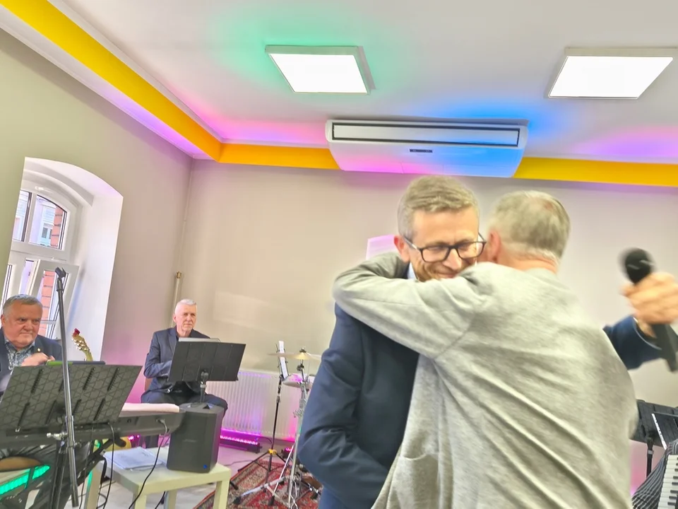 Inauguracja Festiwalu Dzieje Się w Nowej Rudzie. Marek Margielewski, prof. Jan Miodek i Sigit Band w MBP [galeria]