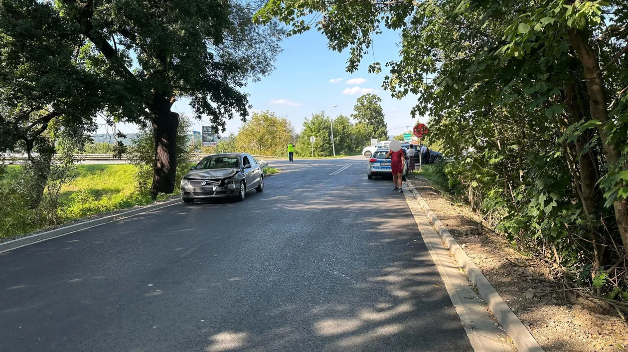 Kłodzko. Kolizja na skrzyżowaniu ulic Zamiejskiej i Piłsudskiego