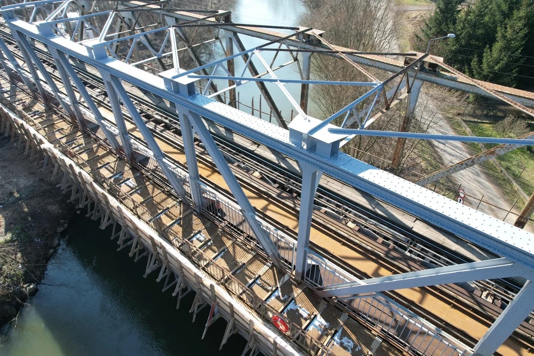 Modernizacja mostów i wiaduktu w Kłodzku na półmetku