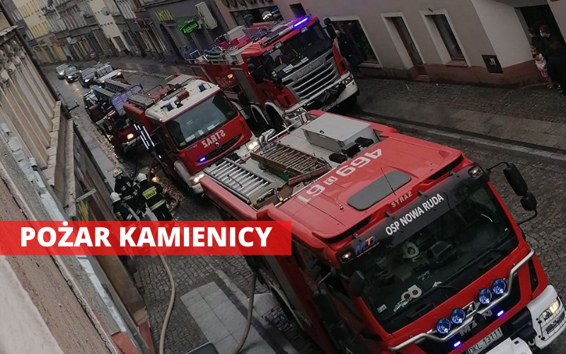 Nowa Ruda: Pożar kamienicy wielorodzinnej na ul. Piastów VIDEO - Zdjęcie główne
