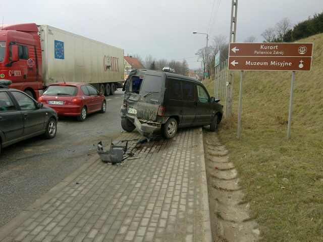 Wypadek na K-8 - Zdjęcie główne