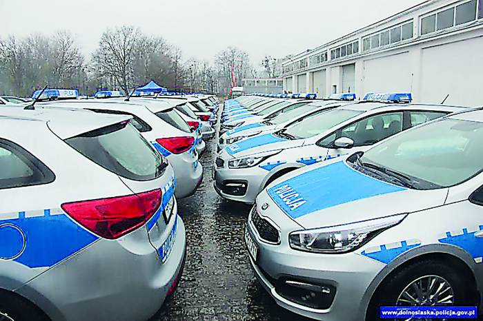 Przyszli z asystą policji - Zdjęcie główne