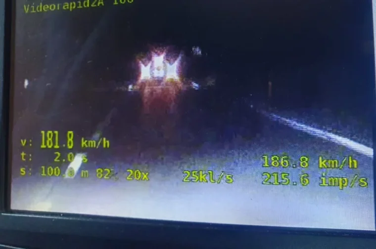 19-latek pędził BMW Pędził 181 km/h. Zatrzymali go policjanci z grupy Speed - Zdjęcie główne