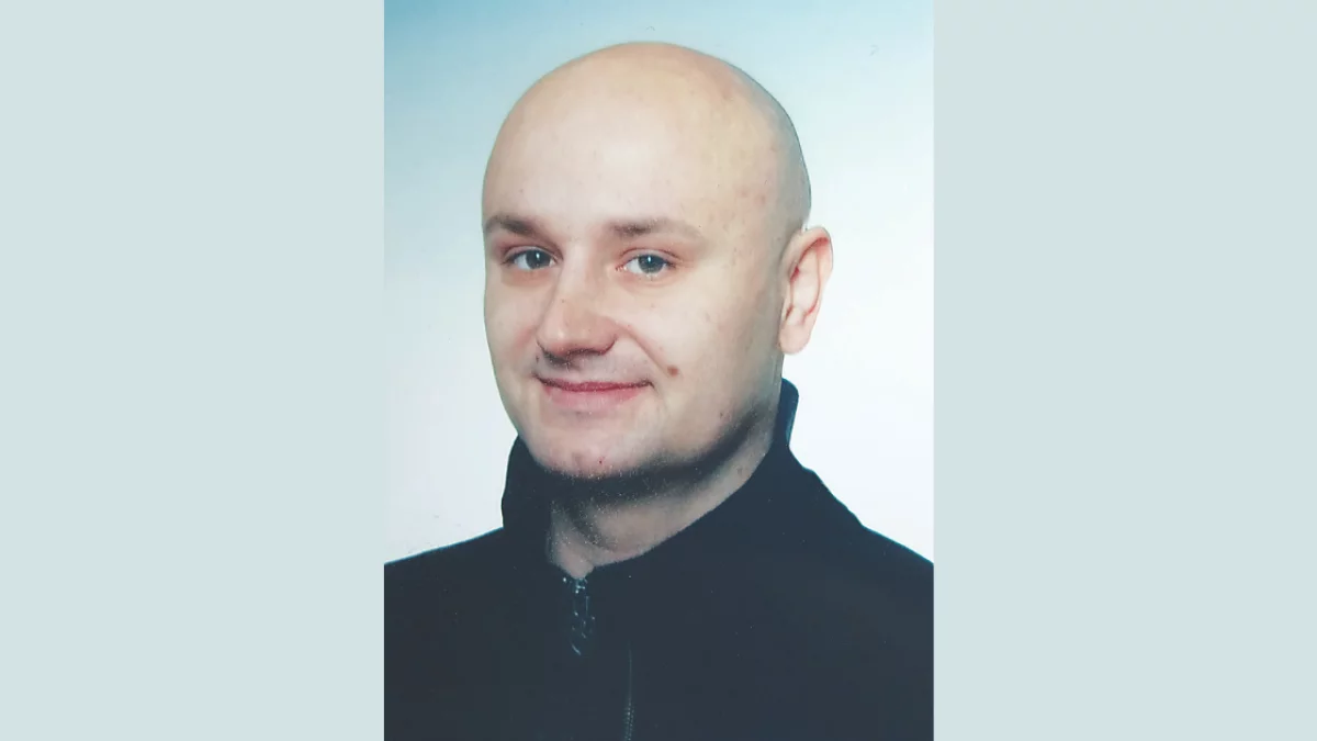 Piękny gest Pawła Jeżewskiego. Ostatnie egzemplarze książki o wojennej historii Nowej Rudy trafiły do bibliotek